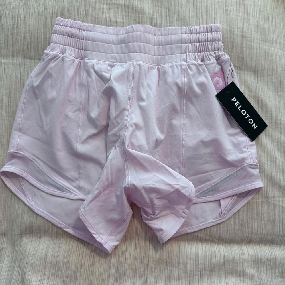 Lululemon Athletica Hotty Hot High-Rise Lined Short 4"